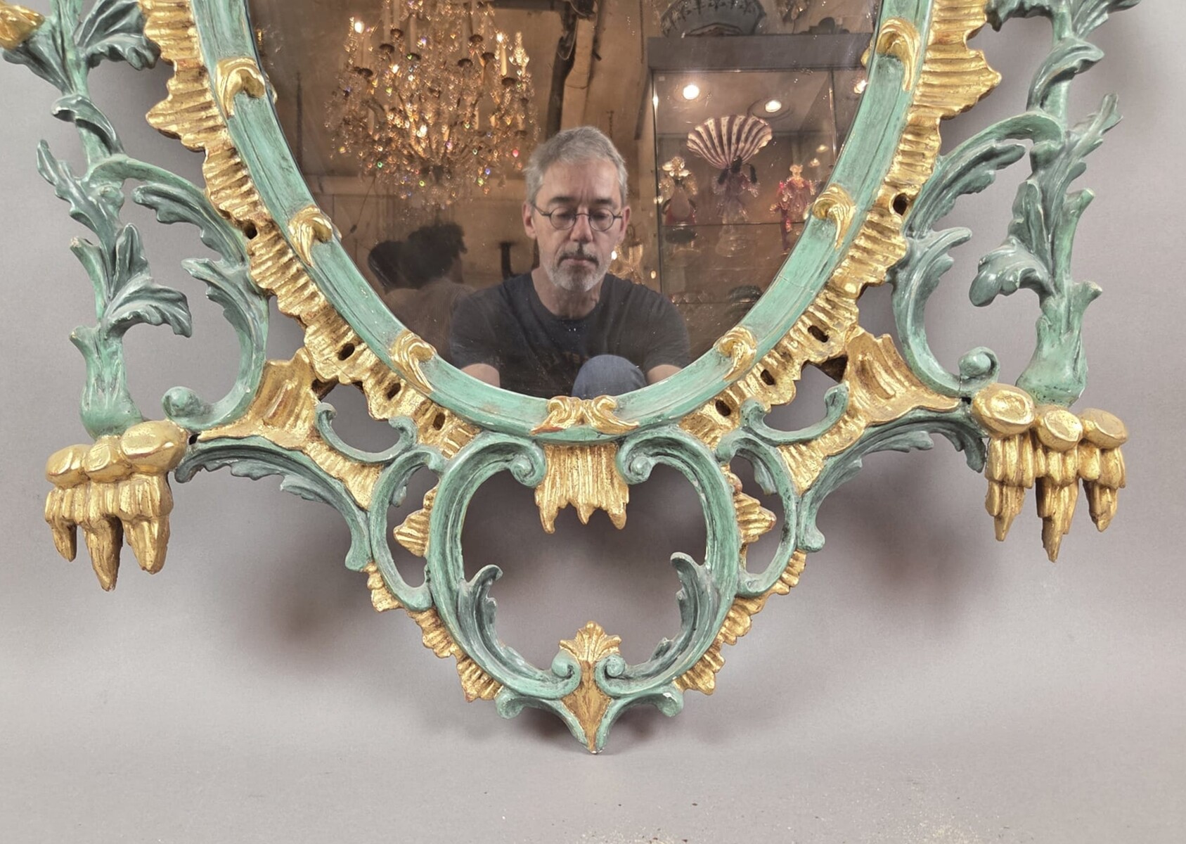 Japanese giltwood and polychrome mirror, early 20th century
