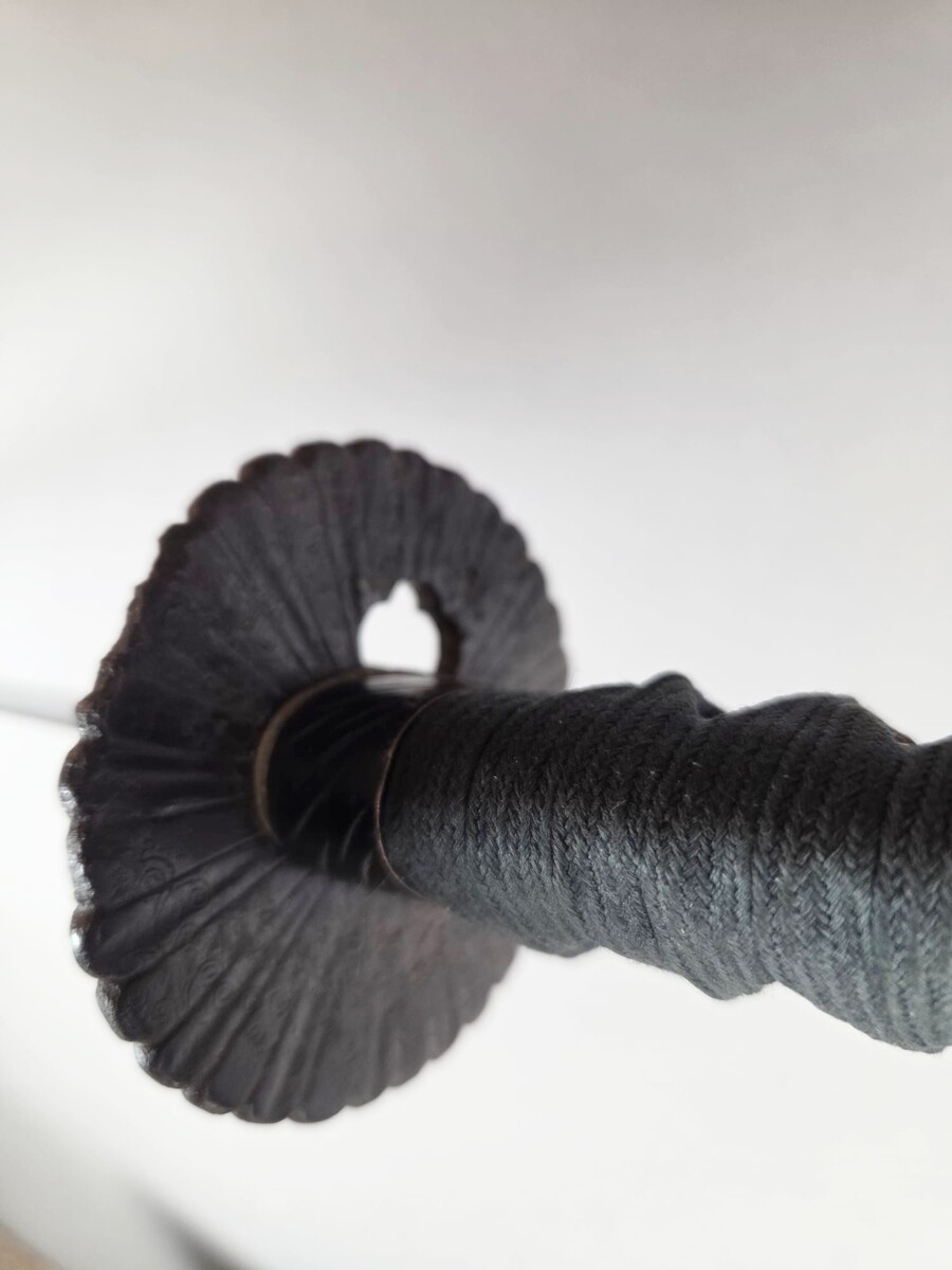 Katana, late Edo period, beautiful tempered line