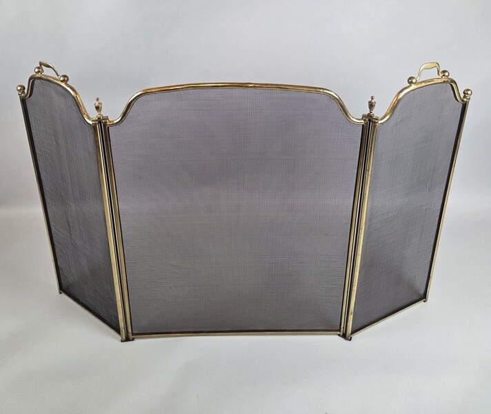 Large brass fire screen, late 19th century
