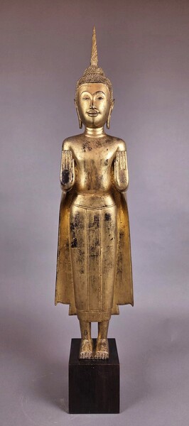Large gilded wooden Buddha, Siam, 18th century