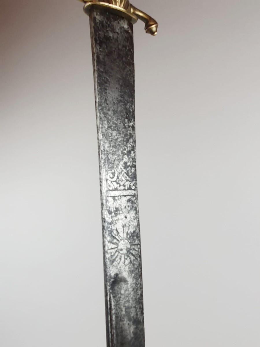 Large hunting dagger, 60 cm blade, engravings, ebony pommel, small grotesque head