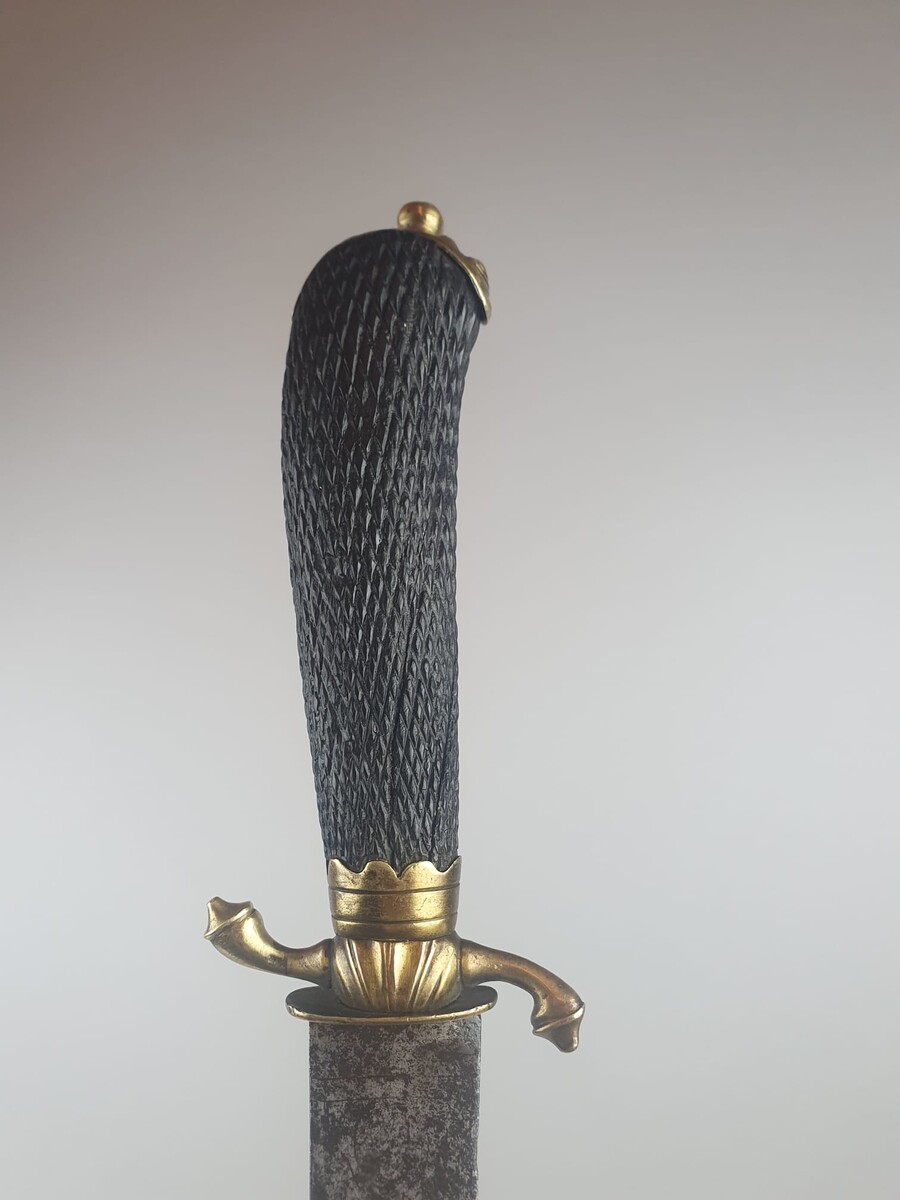 Large hunting dagger, 60 cm blade, engravings, ebony pommel, small grotesque head