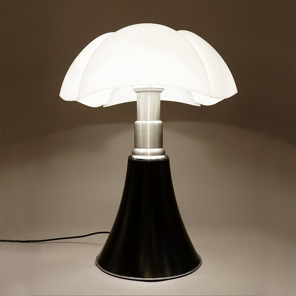 Large Pipistrello table or floor lamp – Gae Aulenti for Martinelli Luce