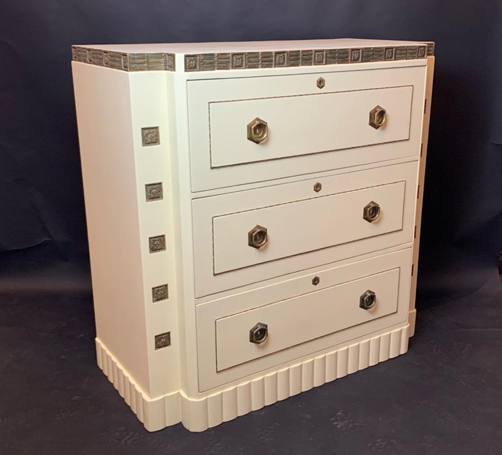 Large Viennese art nouveau chest of drawers - circa 1900 - lacquered wood