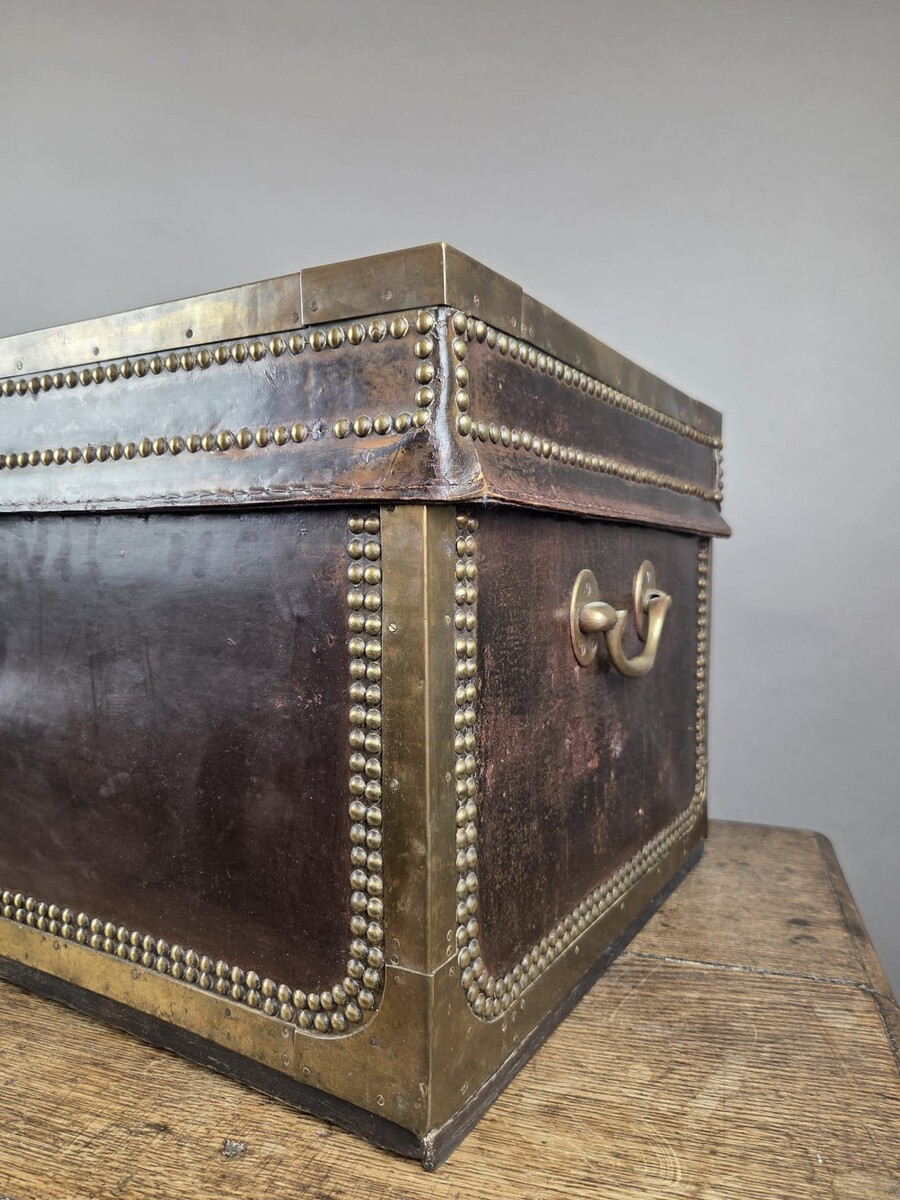 Leather-lined and studded trunk, 19th century