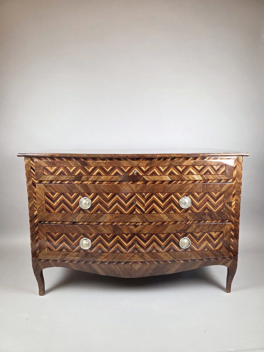 Louis XV style inlaid wood chest of drawers,18th century