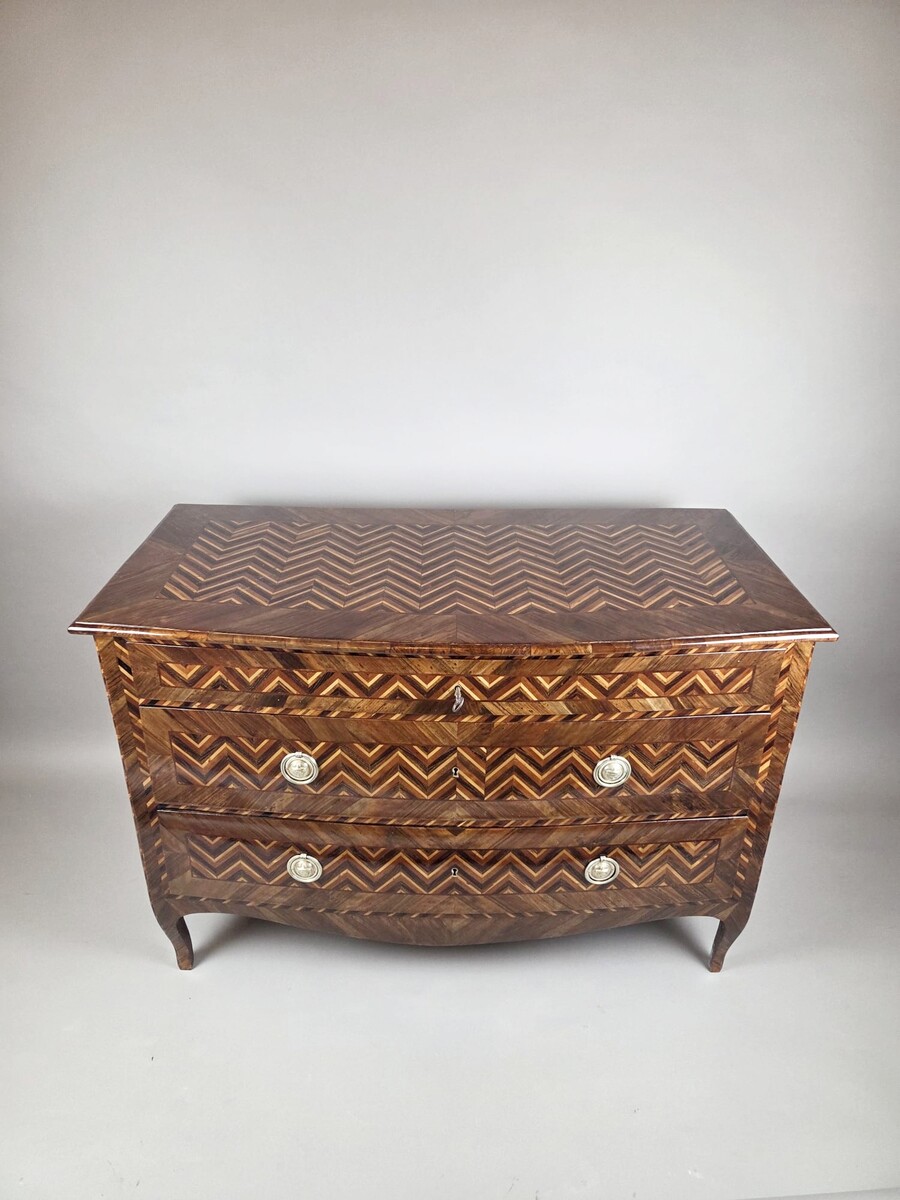 Louis XV style inlaid wood chest of drawers,18th century