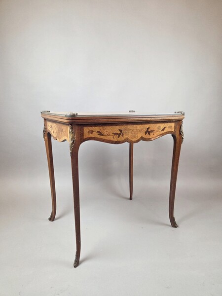 Louis XV style marquetry wood games table, early 20th century