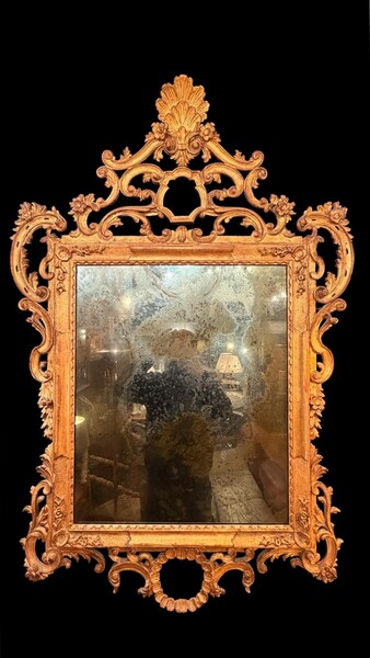 Louis XV style mirror in giltwood, 19th