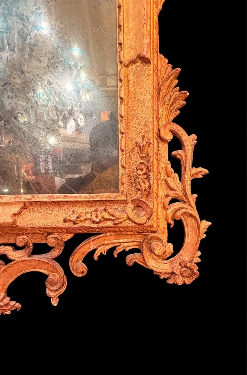 Louis XV style mirror in giltwood, 19th