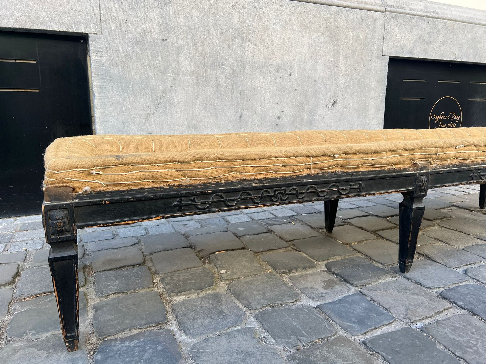 Louis XVI style bench seat in black lacquered wood, 19th century