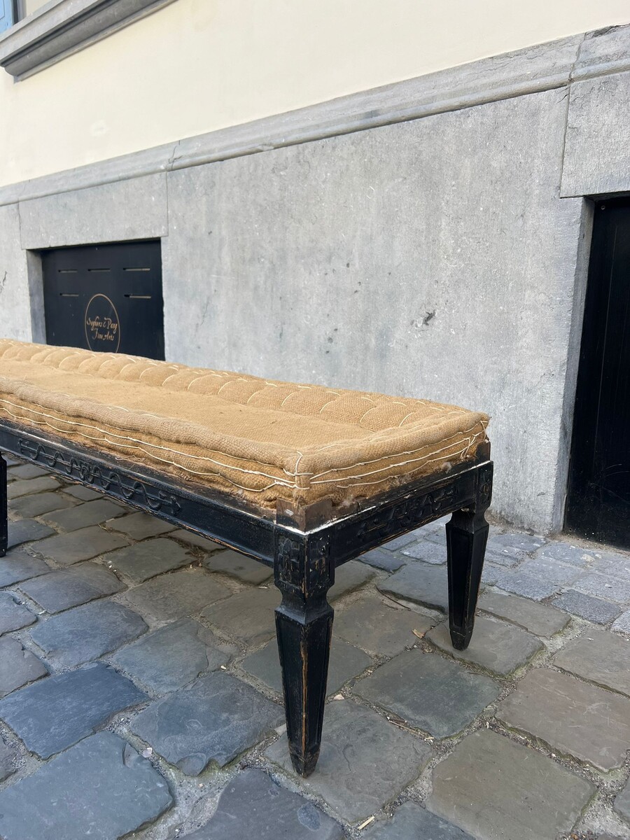 Louis XVI style bench seat in black lacquered wood, 19th century