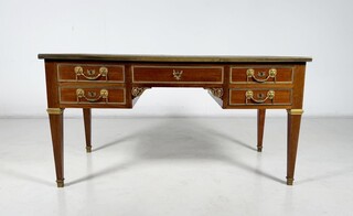 Louis XVI style bureau plat in mahogany and gilded bronze, early 19th century