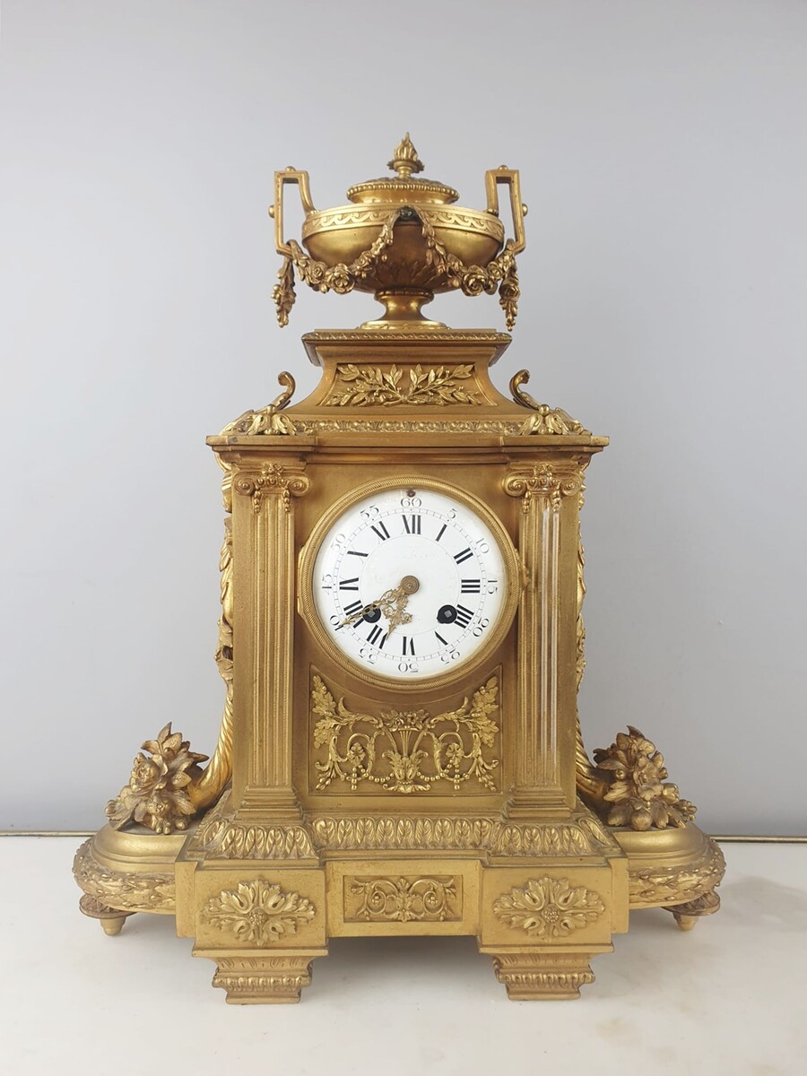 Louis XVI style gilt bronze clock, 19th century