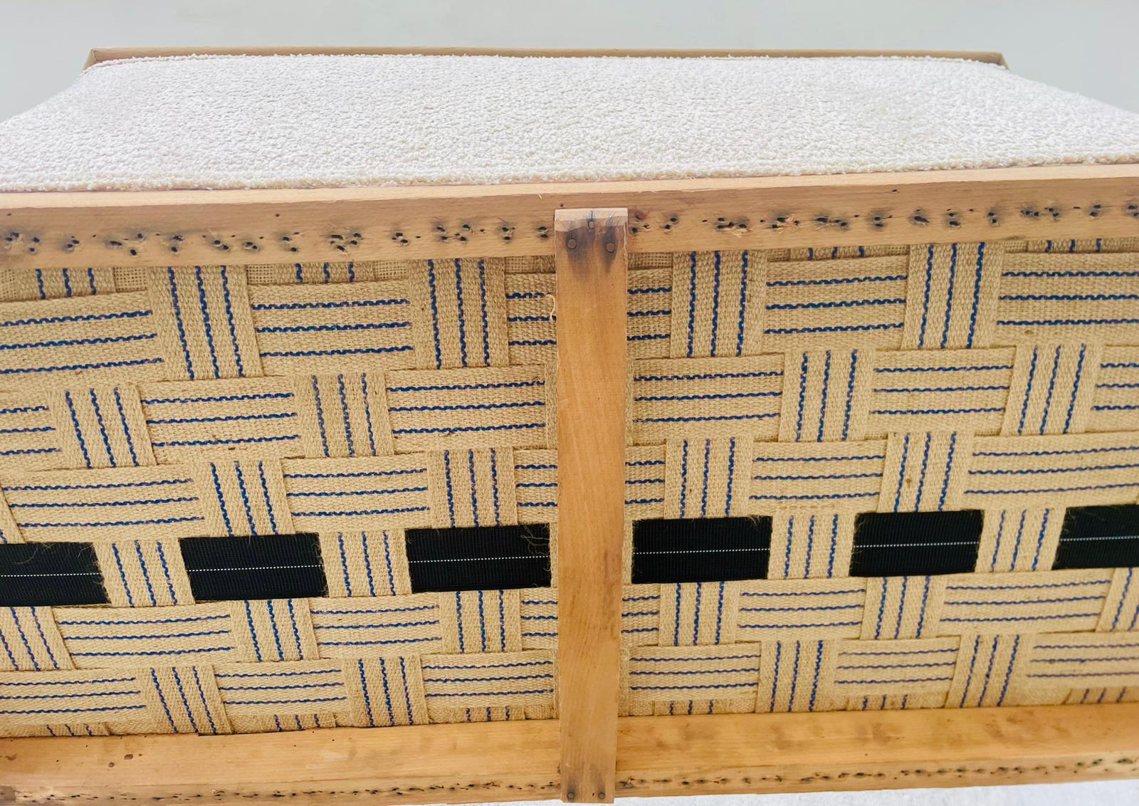 Magnificent Art Deco bench from 1920 in natural beech