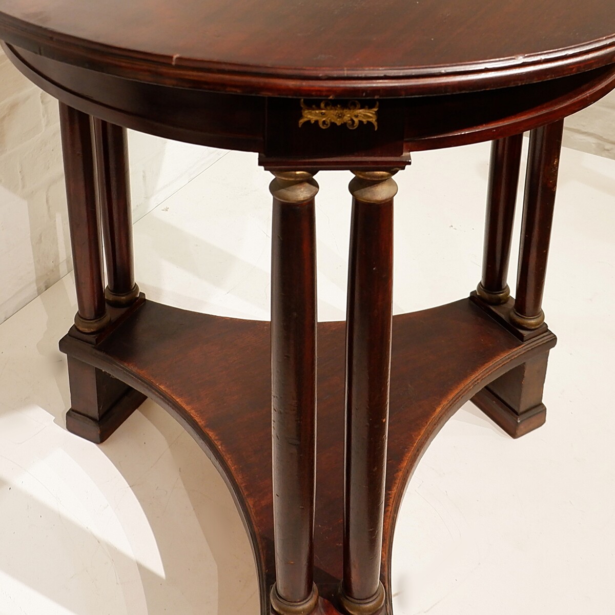 Mahogany tripod Pedestal table 