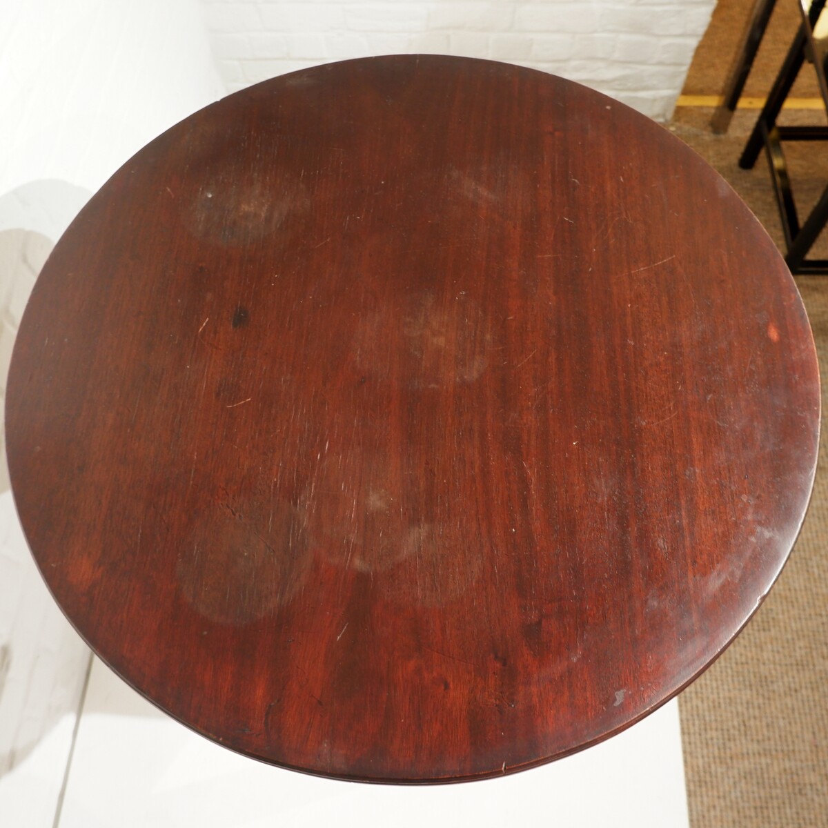 Mahogany tripod Pedestal table 