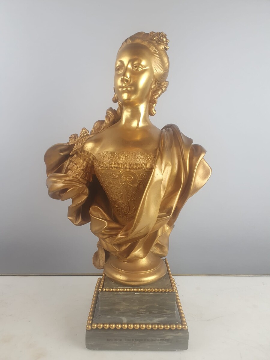 Maison Millet in Paris, pair of gilt bronze busts