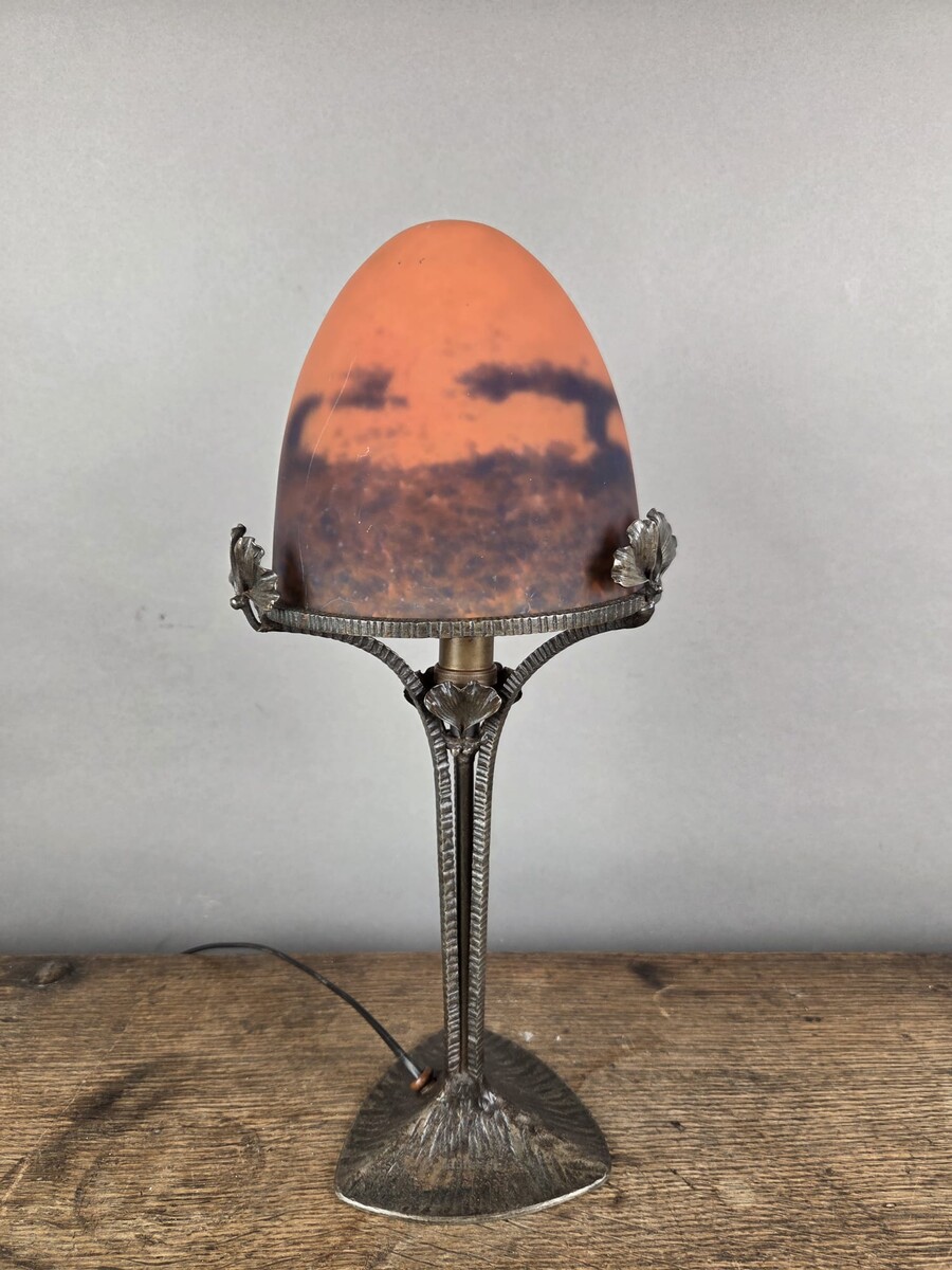 Miller Frères Lunéville, Glass paste lamp with wrought iron frame