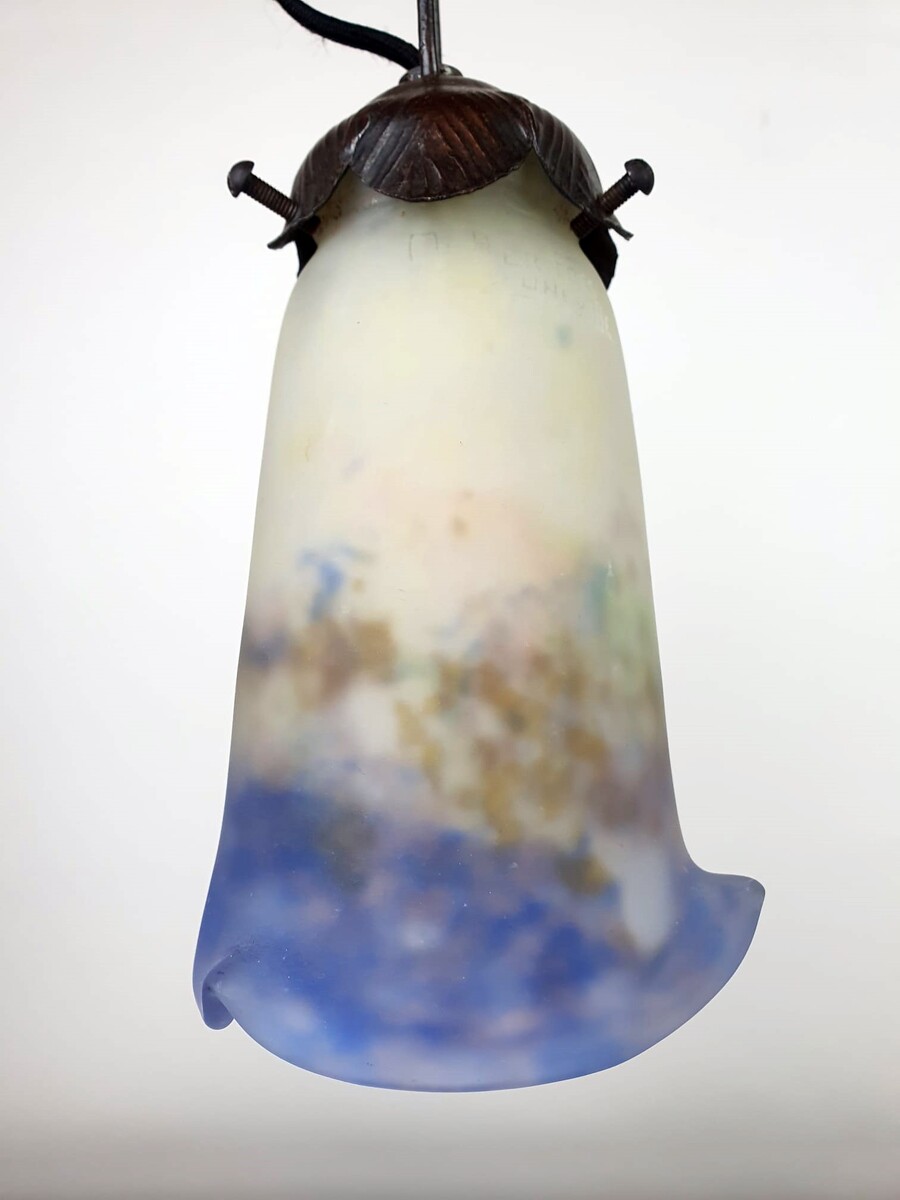 Muller Frères, wrought iron lamp and glass paste tulip