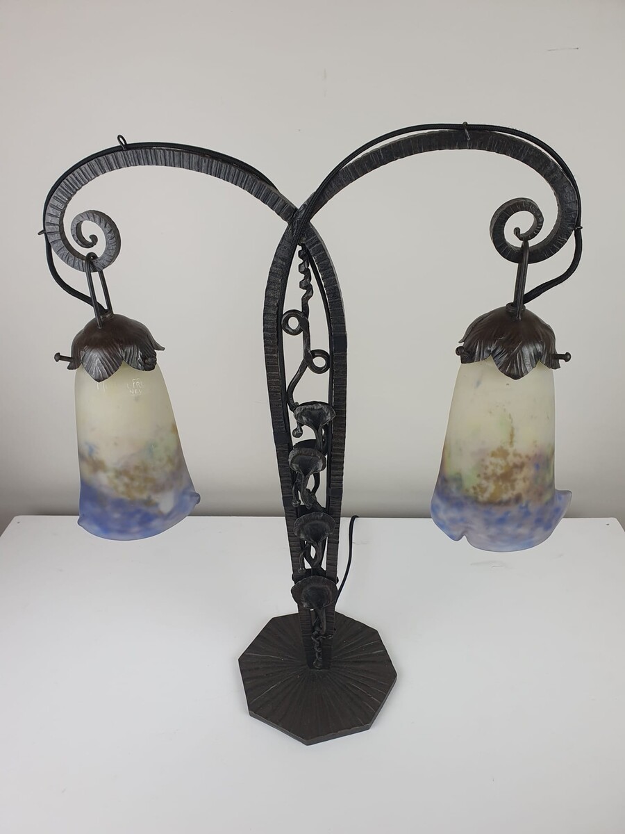 Muller Frères, wrought iron lamp and glass paste tulip