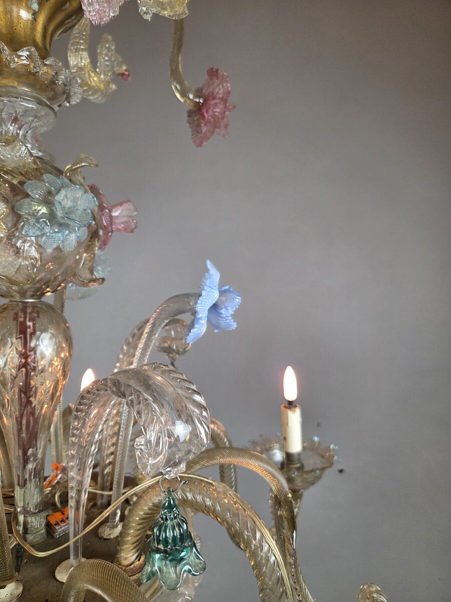 Multicolored Murano chandelier, late 19th–early 20th century (a few chips)