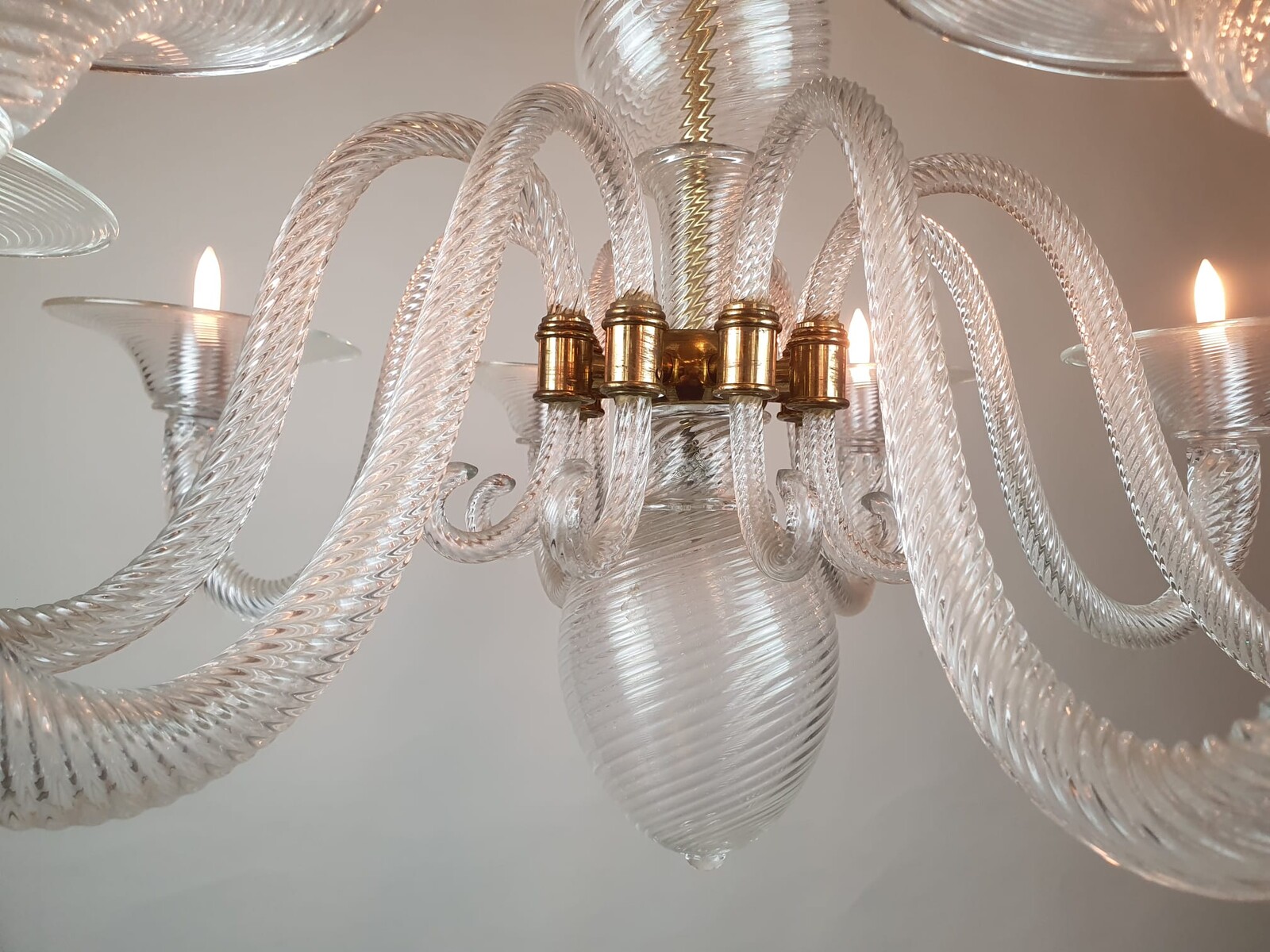 Murano chandelier, circa 1940 (a small break, see photo)