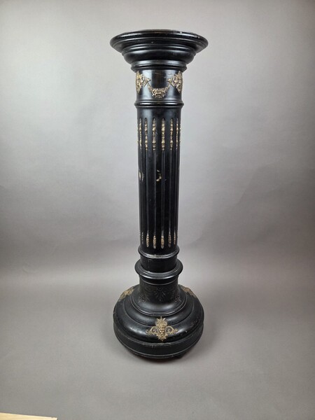 Napoleon III column in black polywood, late 19th century