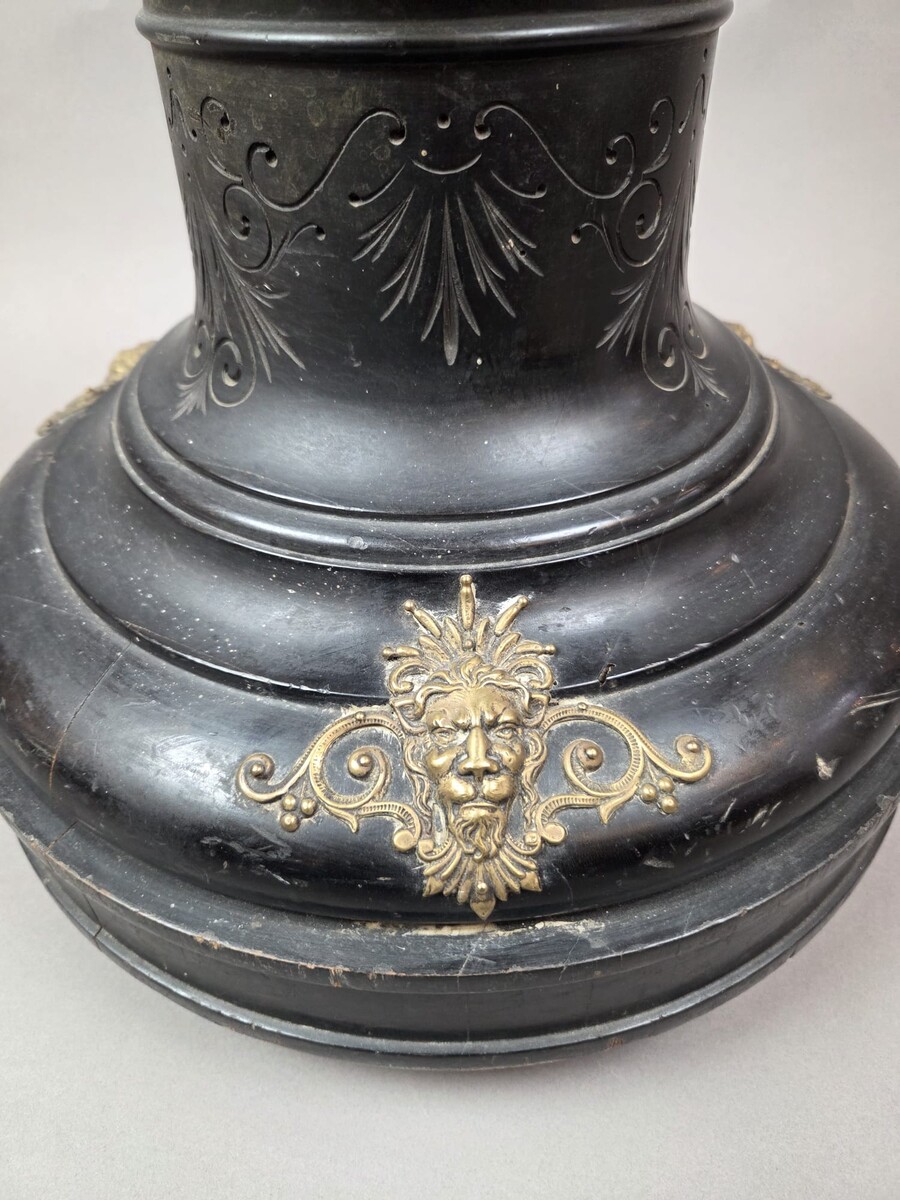 Napoleon III column in black polywood, late 19th century