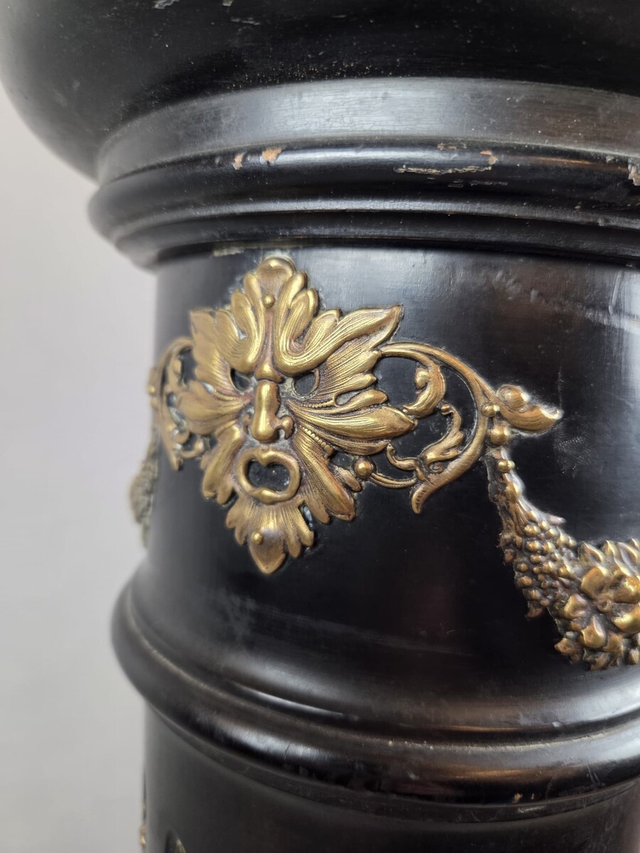 Napoleon III column in black polywood, late 19th century