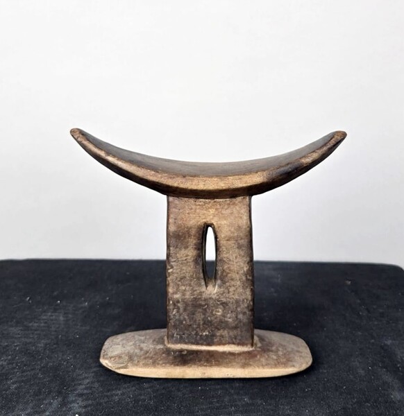 Neck rest, Ethiopia, late 19th century