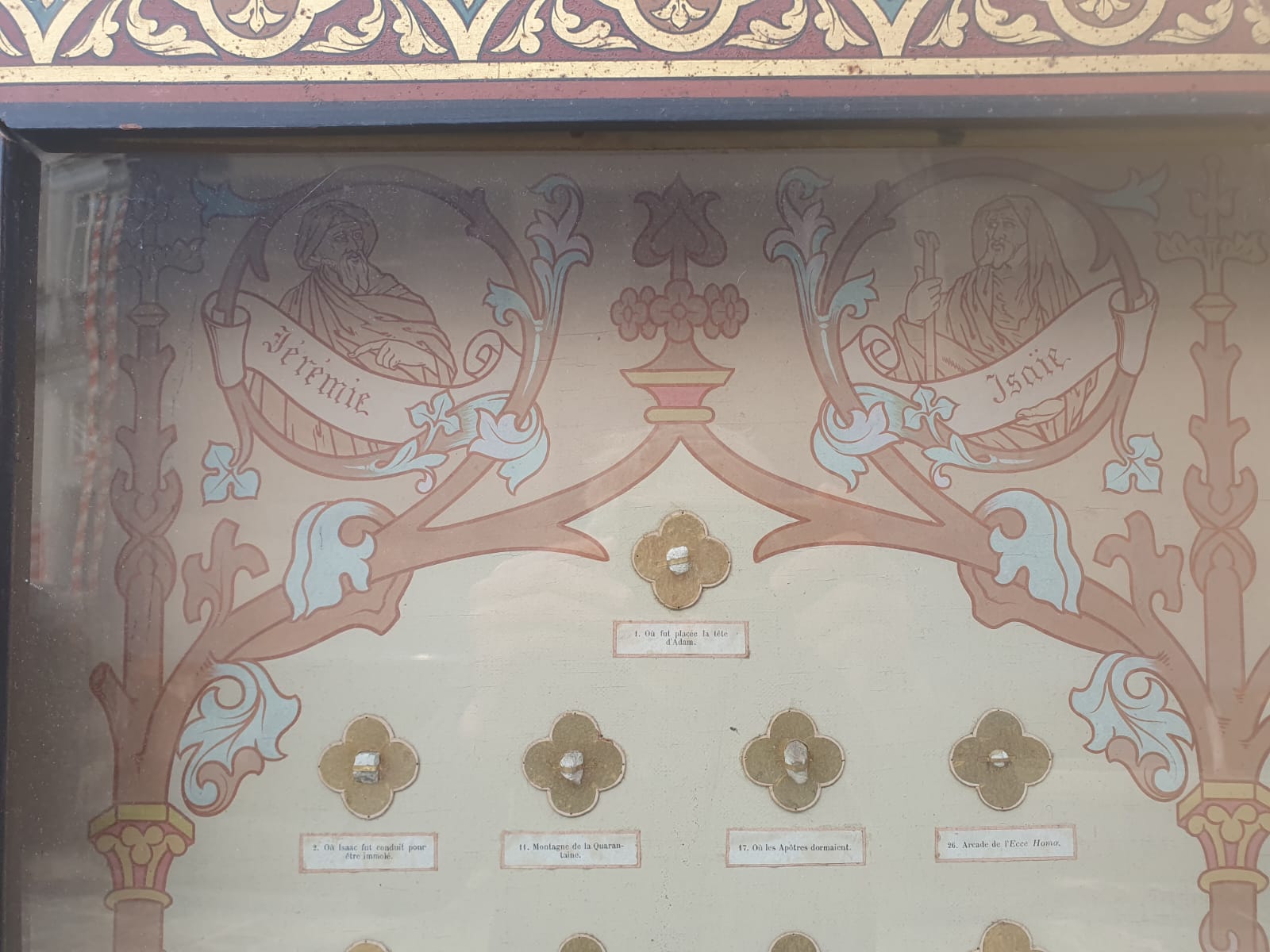Neo-Gothic style reliquary containing 74 relics