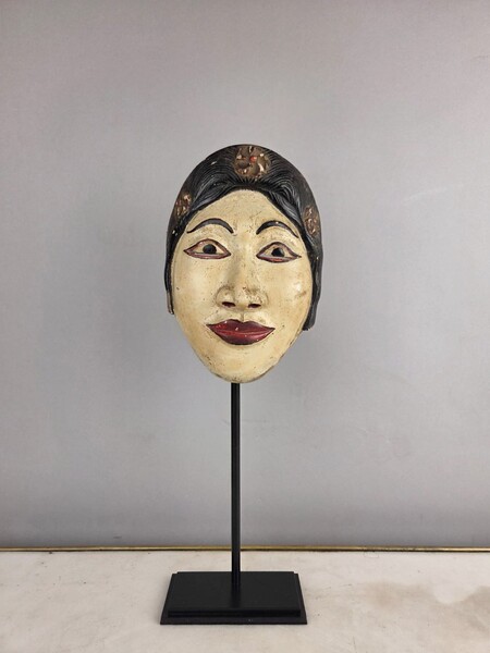 NO mask early 20th