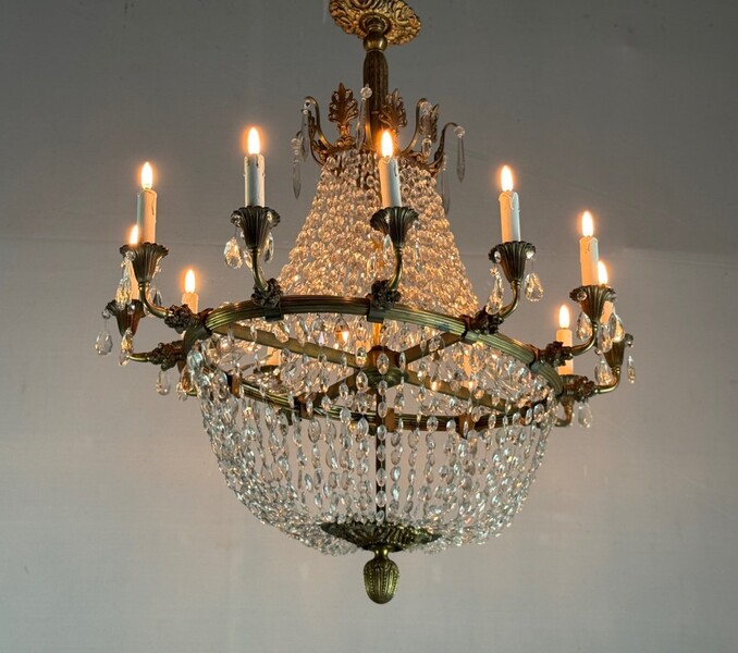 Oval chandelier with pearl and bronze bag - circa 1900