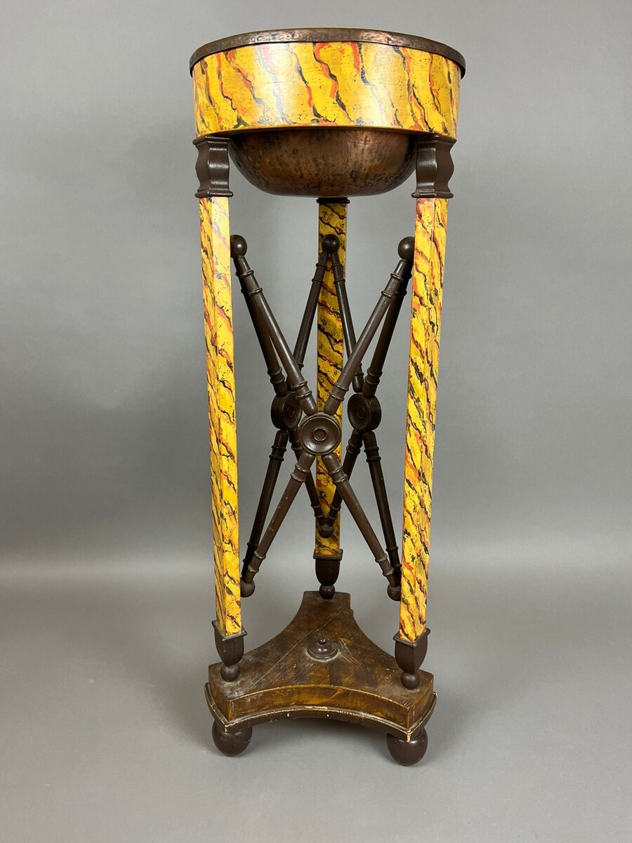 Pair of Athenian women in painted wood, 19th century