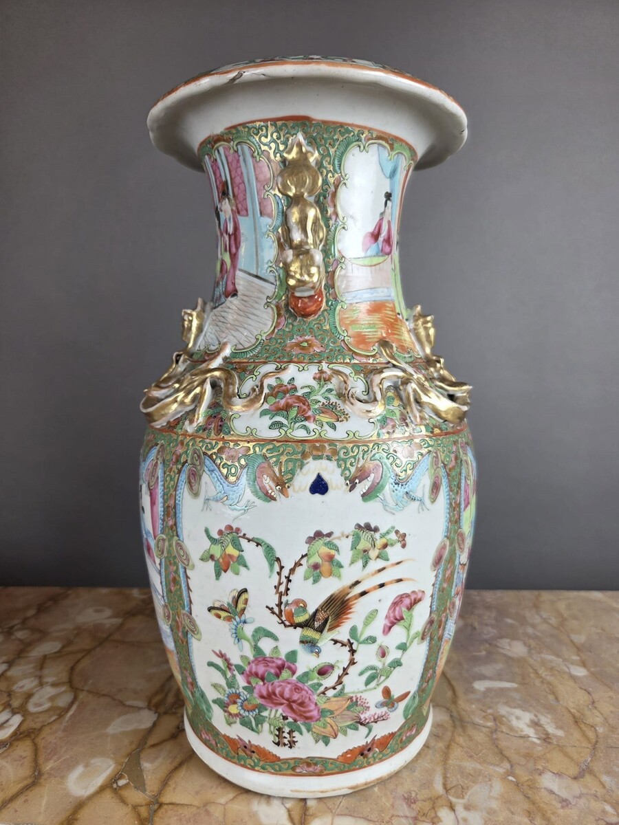 Pair of Chinese polychrome porcelain vases, 19th century