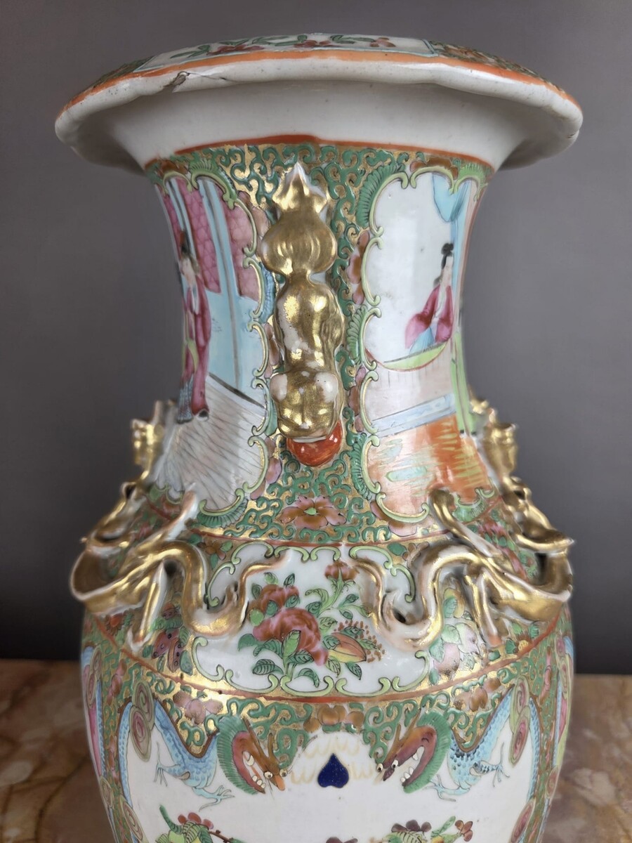 Pair of Chinese polychrome porcelain vases, 19th century