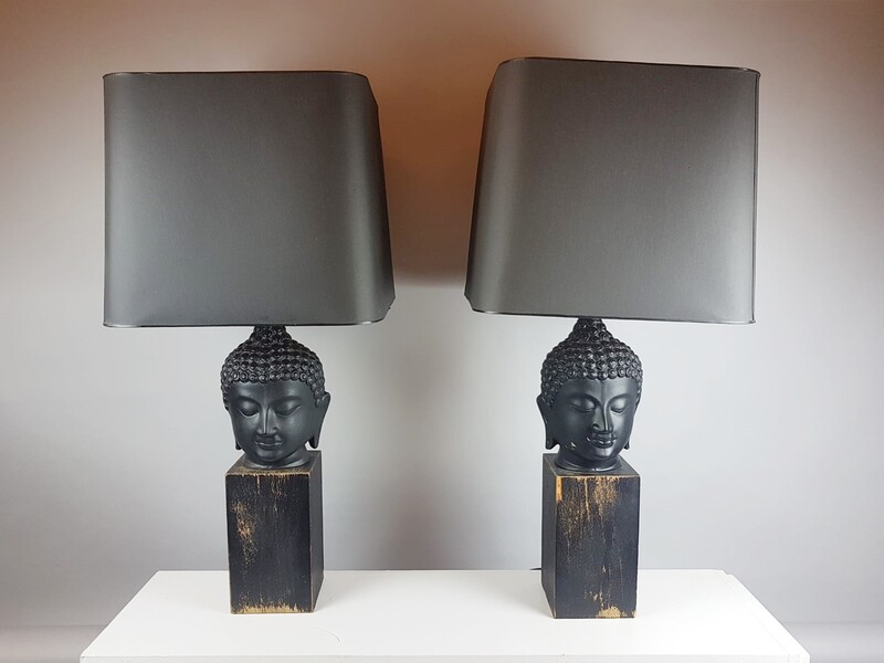Pair of decorative lamps, resin and wooden base, 20th