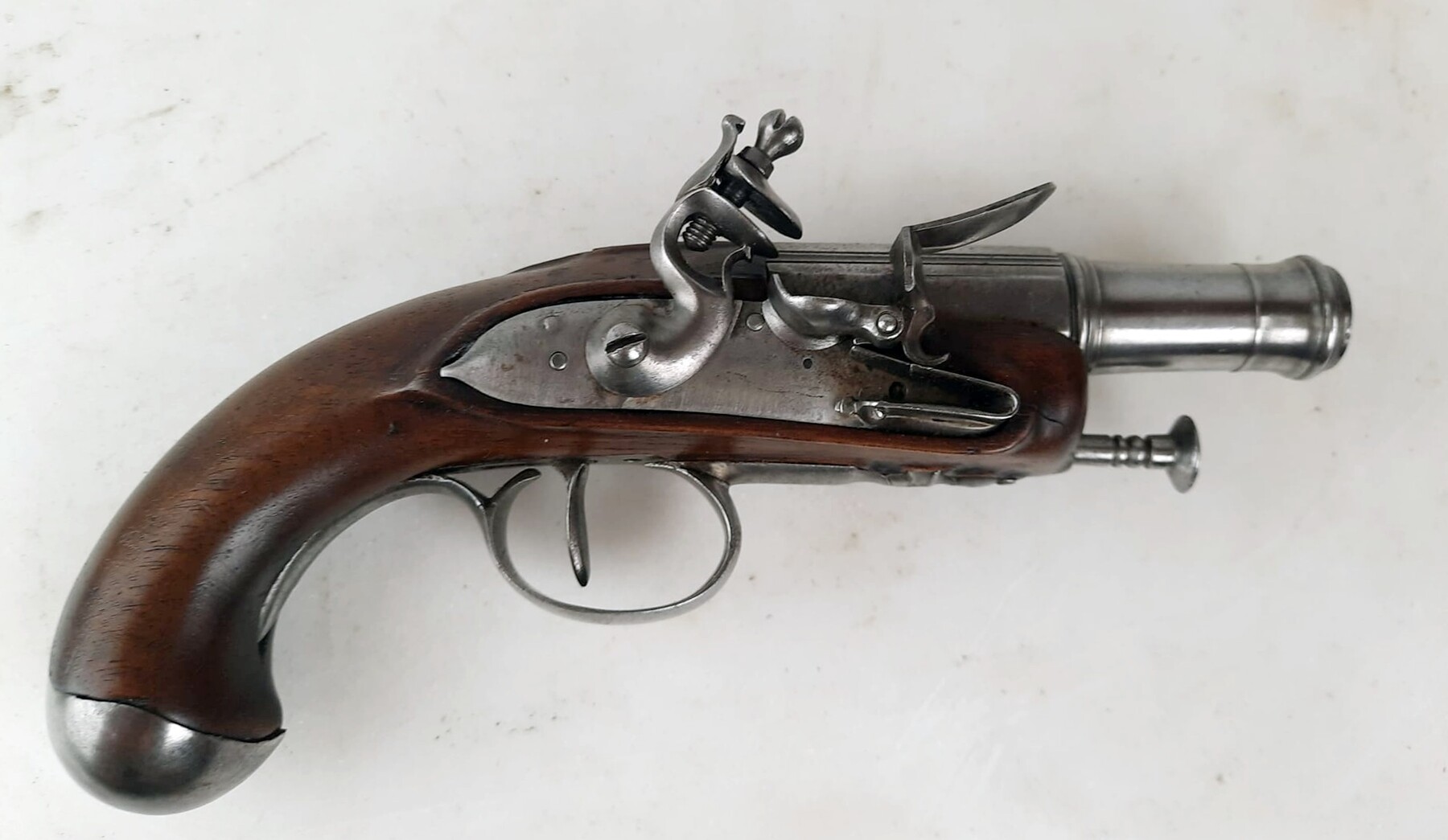 Pair of flintlock pistols, worked and blunderbuss barrels