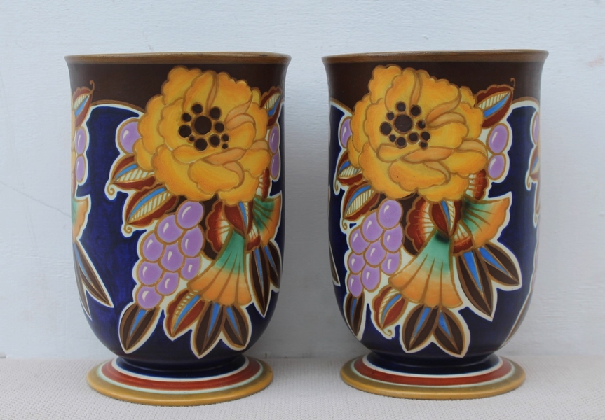 Pair of flowery vases, Boch Frères - Keramis