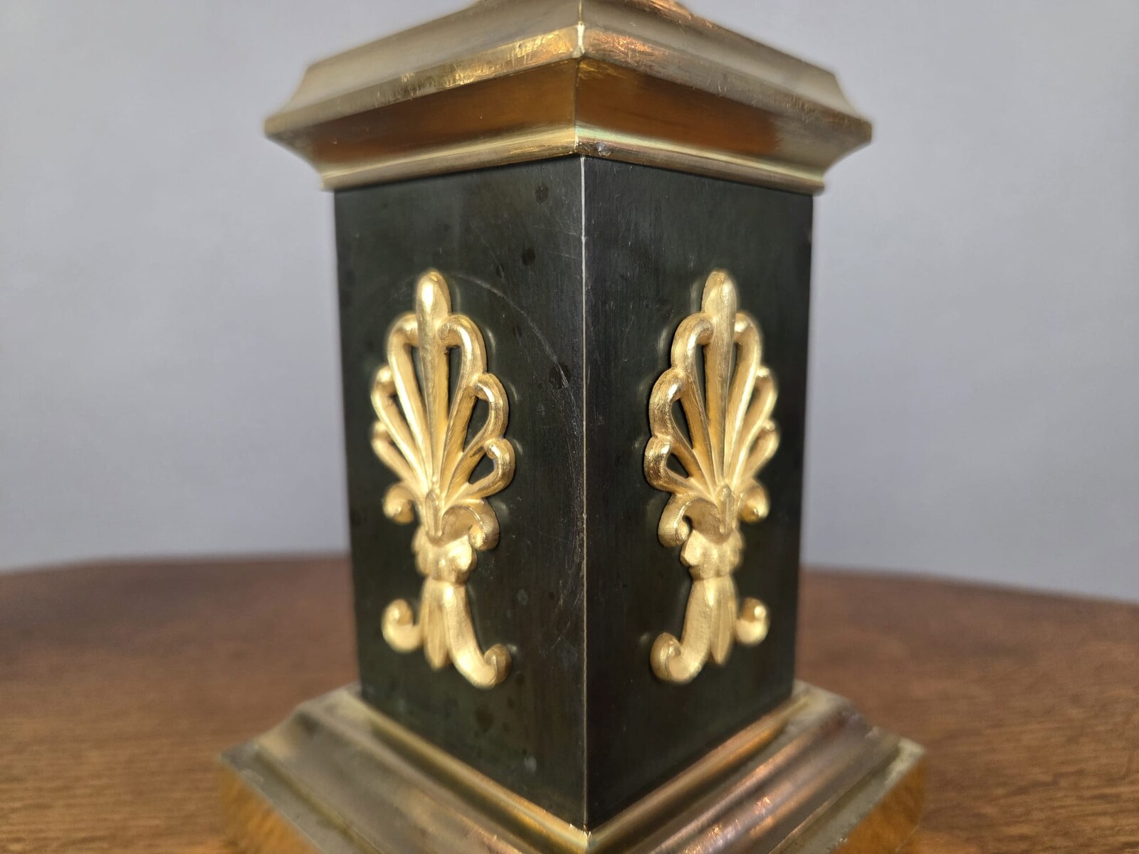 Pair of gilded bronze cassolettes from the Empire period