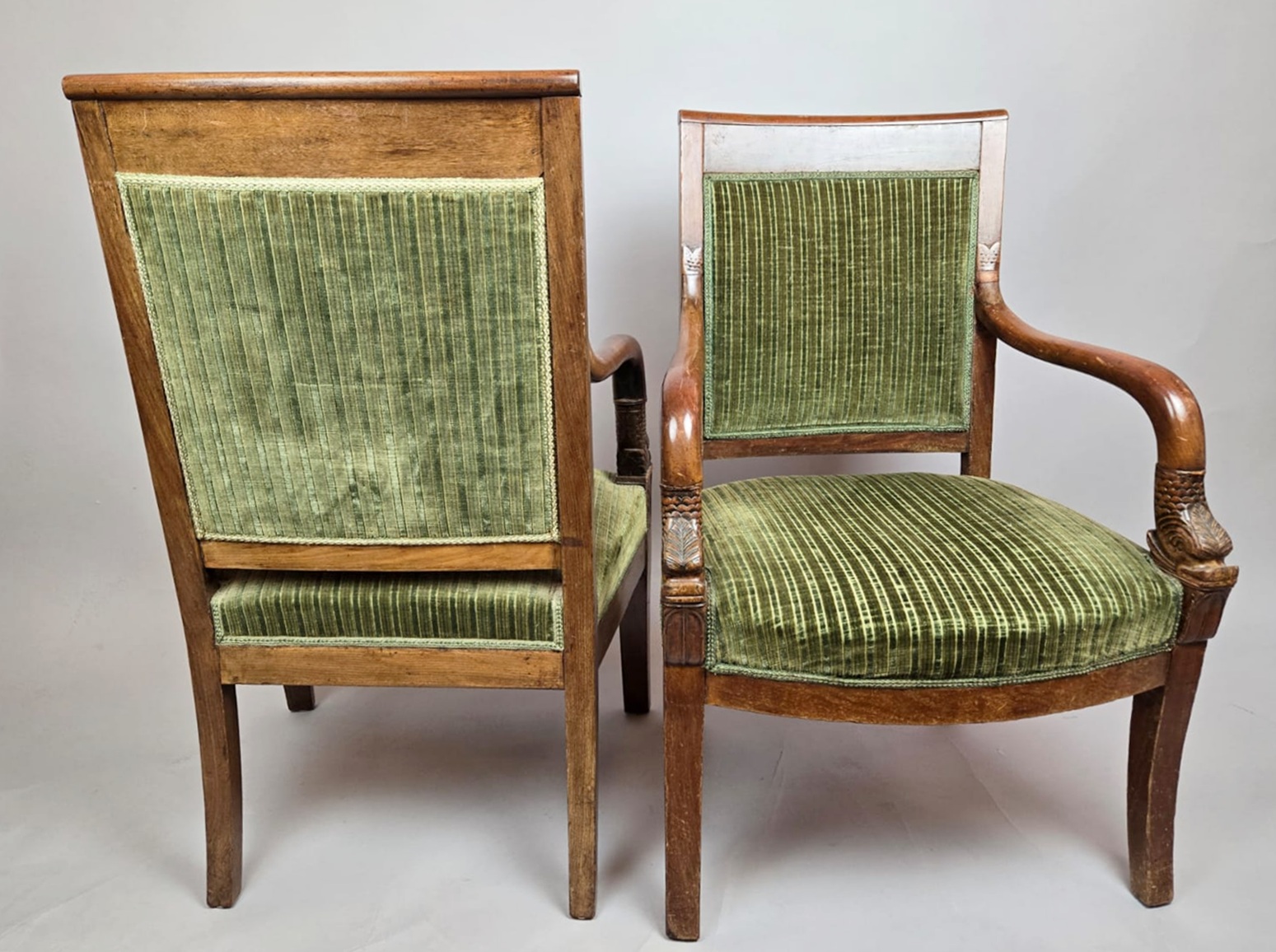 Pair of green velvet armchairs, Empire period, 19th century, circa 1820