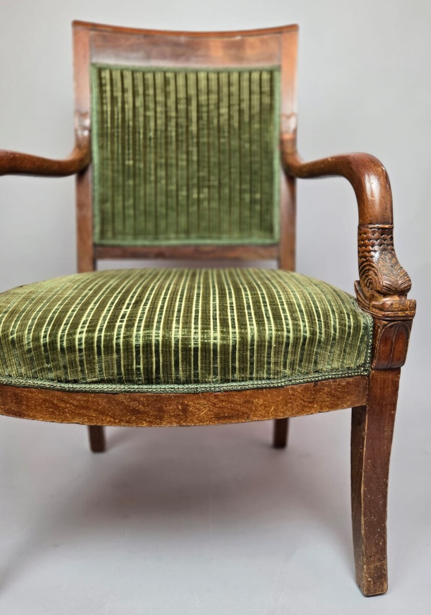 Pair of green velvet armchairs, Empire period, 19th century, circa 1820