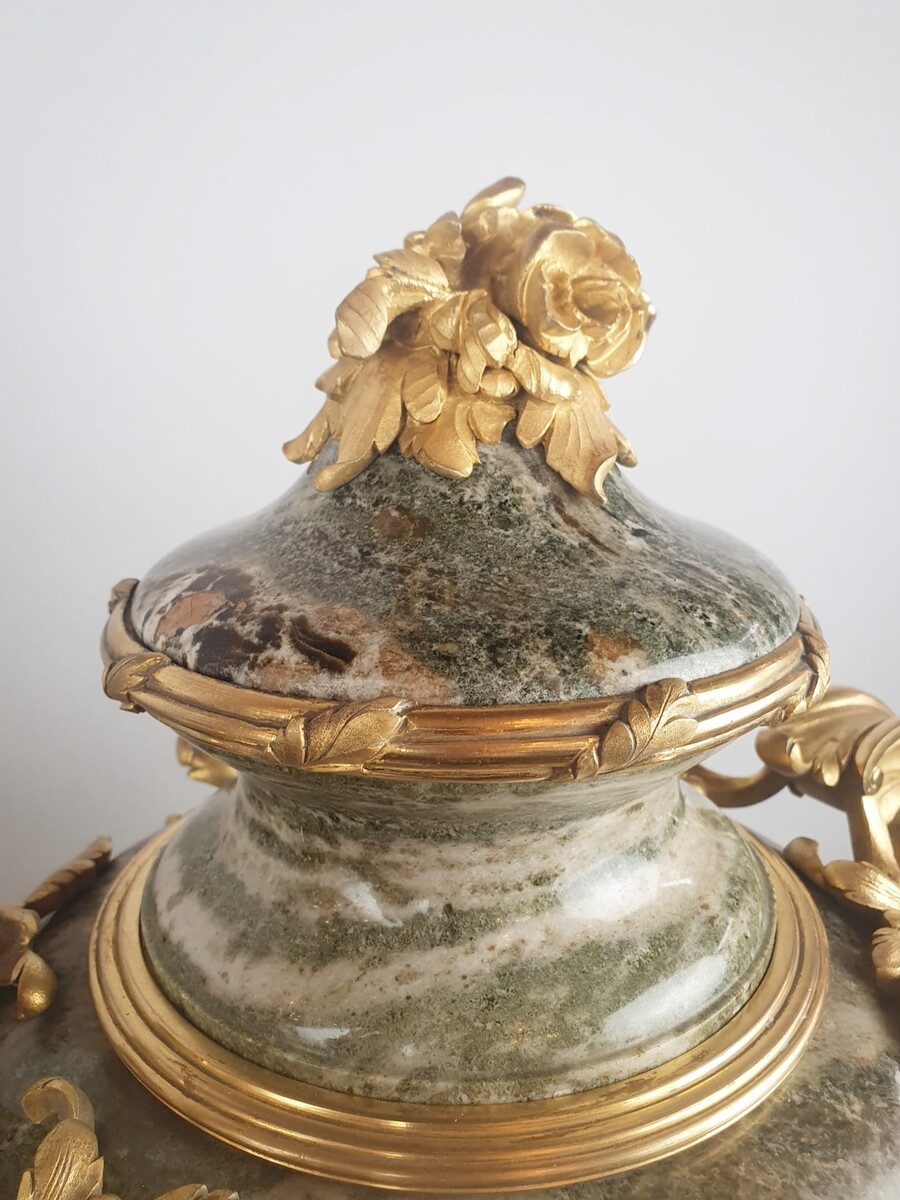 Pair of large marble and gilt bronze cassolettes, 19th century