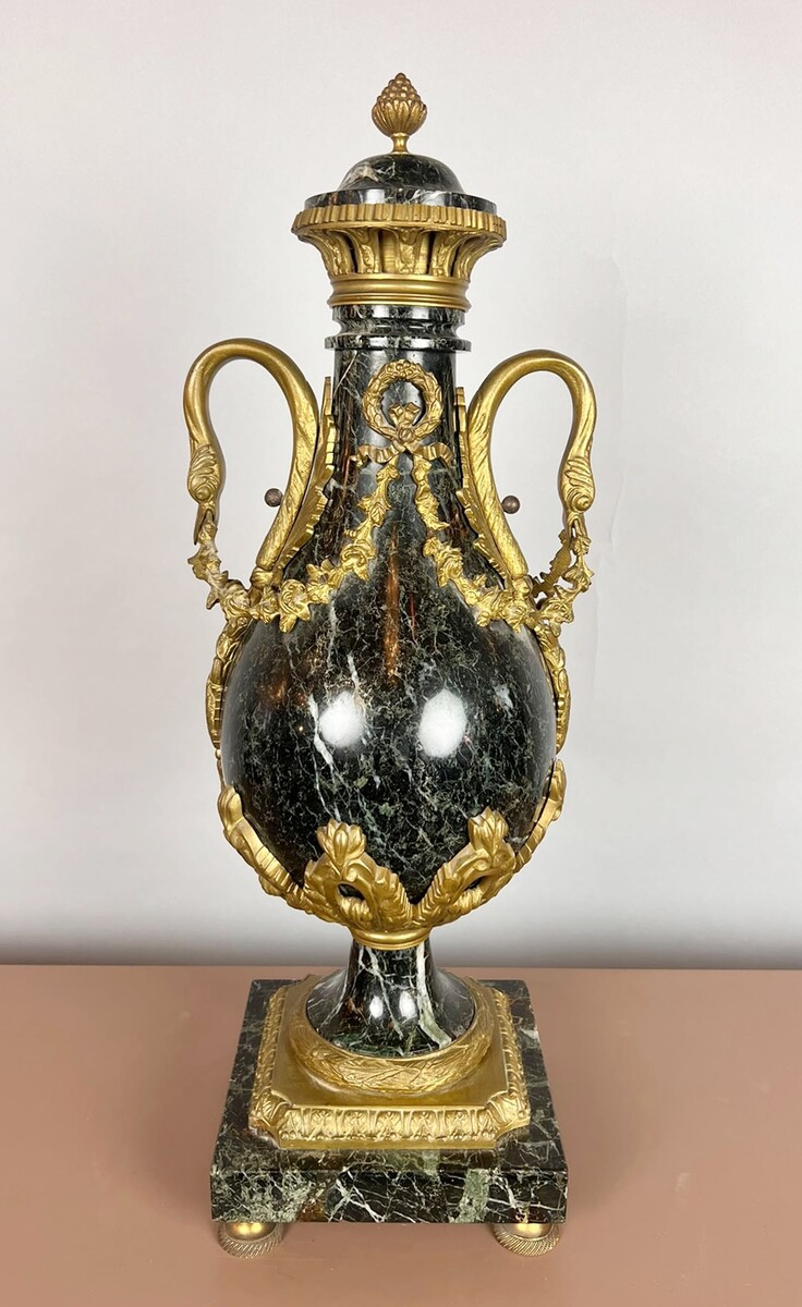 Pair of marble and bronze casserole dishes, 19th century