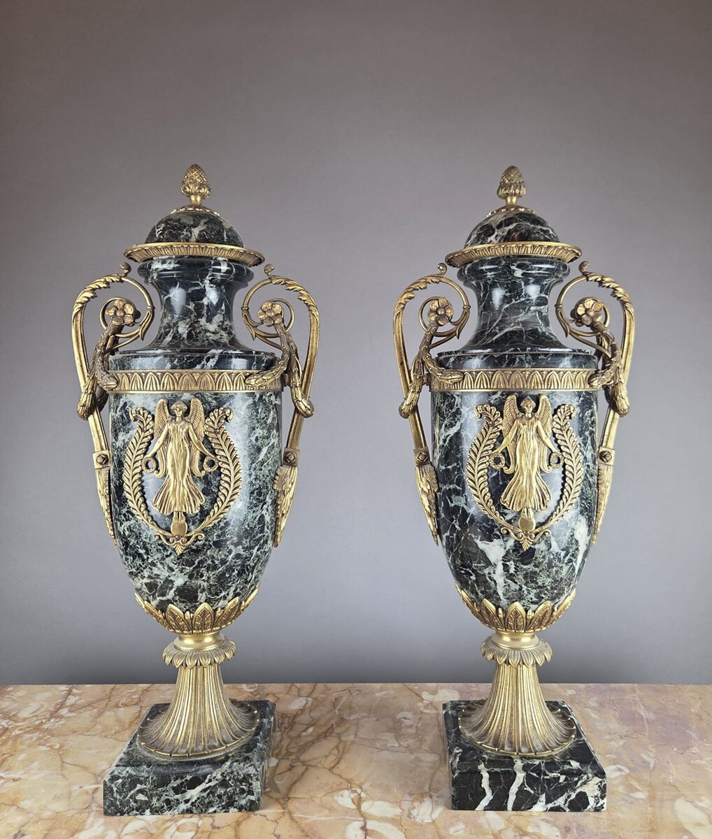 Pair of marble and gilded bronze cassolettes, 19th