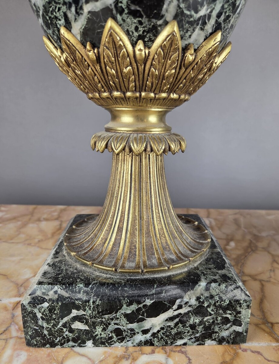 Pair of marble and gilded bronze cassolettes, 19th