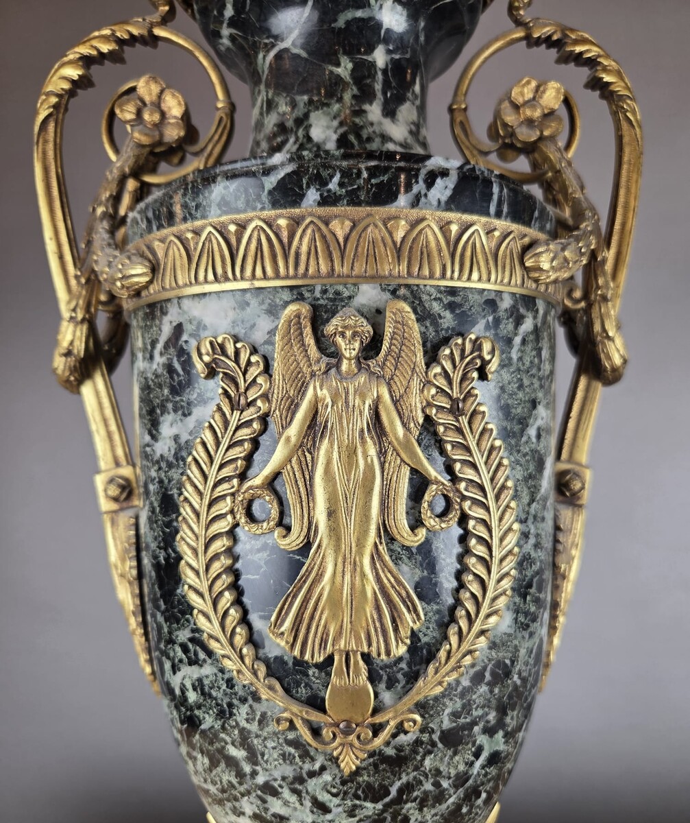 Pair of marble and gilded bronze cassolettes, 19th