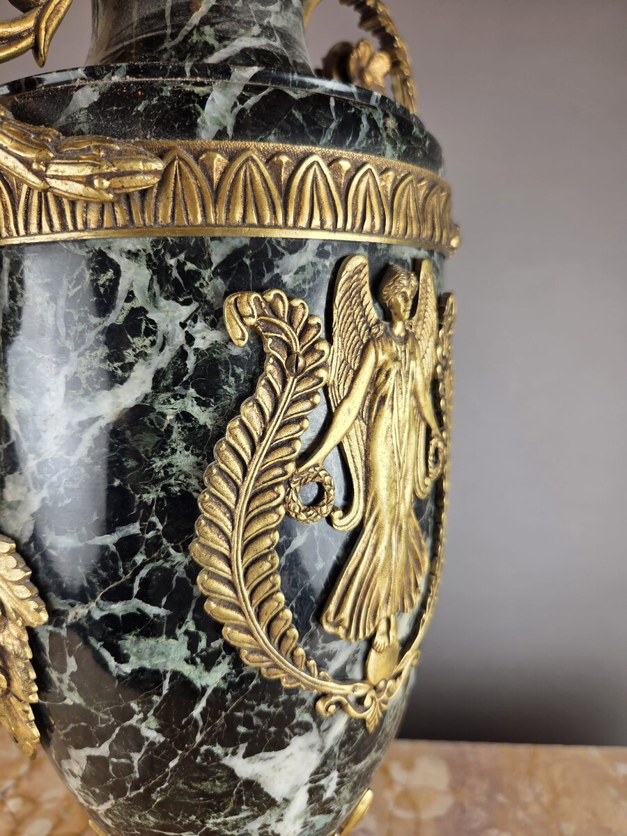 Pair of marble and gilded bronze cassolettes, 19th