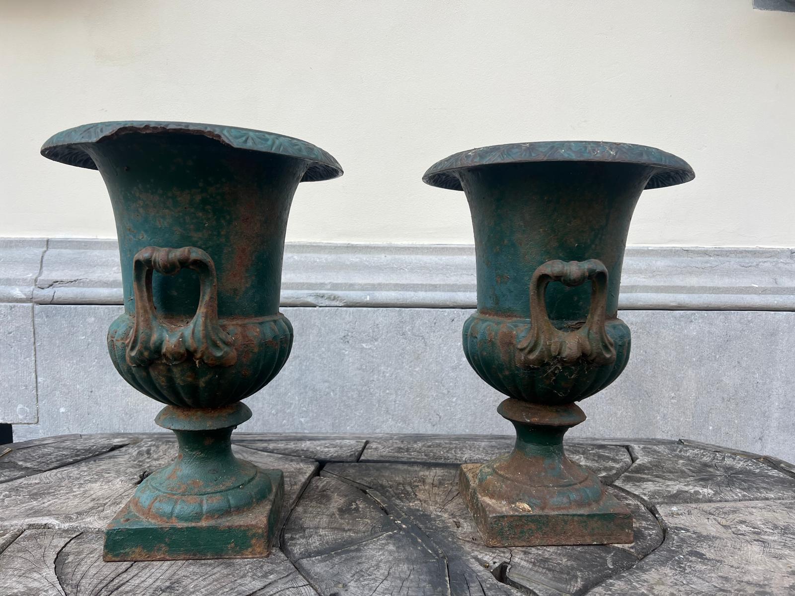 Pair of Medici basins in green lacquered cast iron, 20th